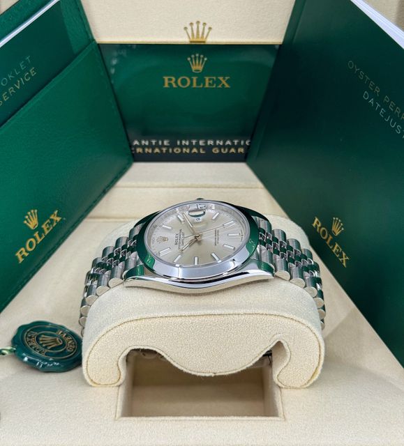 Rolex Datejust 41 126300 Image 2